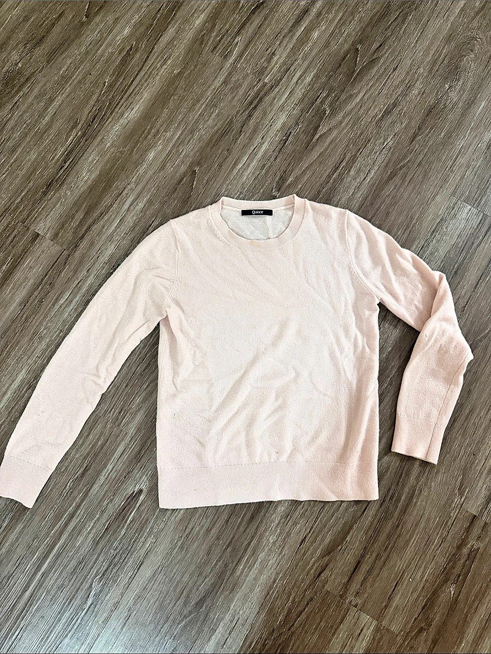 Quince Cashmere Crewneck Sweater in Light Pink - Like New